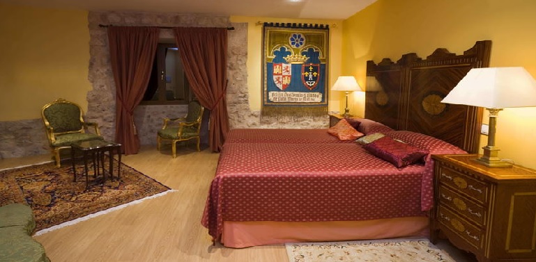 Hotel Residencia Real Castillo de Curiel Hotel Residencia Real Castillo de Curiel